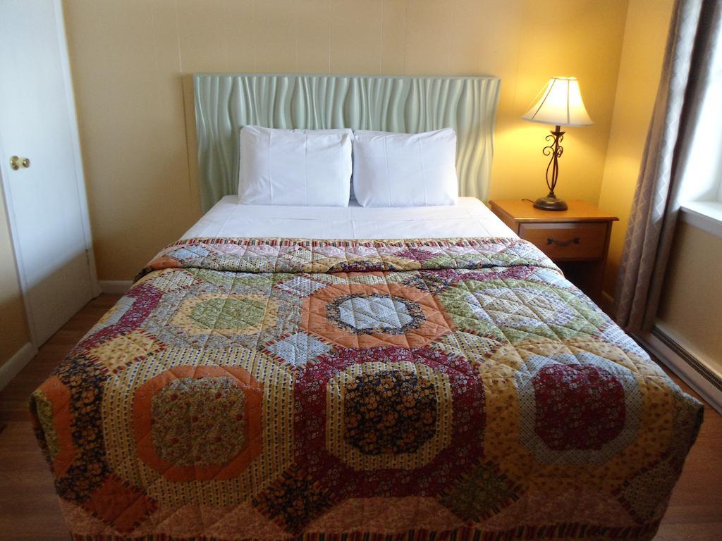 Flower Field Inn And Cottages Stroudsburg Habitación foto